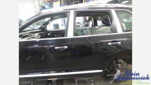 Gebruikte Deur 4Deurs links-achter Porsche Cayenne Prijs € 55,00 Margeregeling aangeboden door Klein Gunnewiek Autodemontage & Motorentechniek
