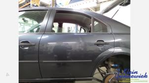 Gebruikte Deur 4Deurs links-achter Ford Mondeo Prijs € 75,00 Margeregeling aangeboden door Klein Gunnewiek Autodemontage & Motorentechniek