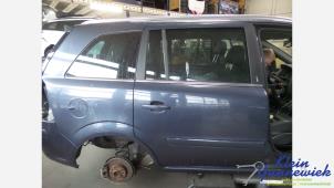 Gebruikte Portier 4Deurs rechts-achter Opel Zafira Prijs € 40,00 Margeregeling aangeboden door Klein Gunnewiek Autodemontage & Motorentechniek