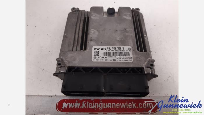 Gebruikte Inspuitcomputer Volkswagen Passat Prijs € 137,00 Margeregeling aangeboden door Klein Gunnewiek Autodemontage & Motorentechniek