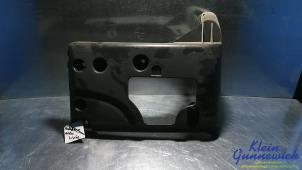 Gebruikte Bumperframe achter Renault Master Prijs € 35,00 Margeregeling aangeboden door Klein Gunnewiek Autodemontage & Motorentechniek