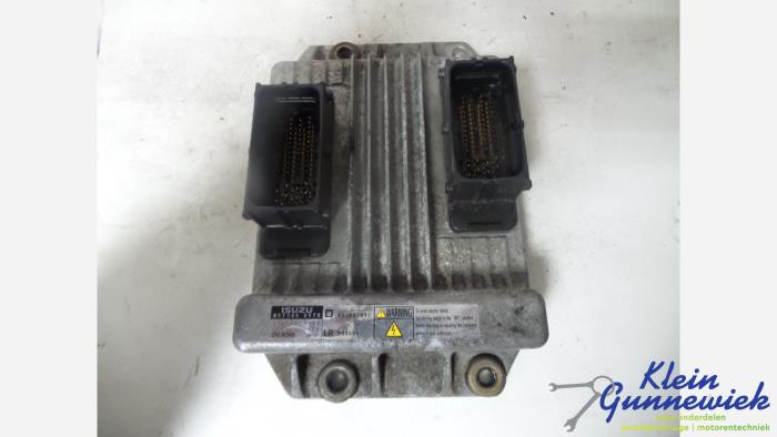 Computer Inspuit van een Opel Corsa 2004