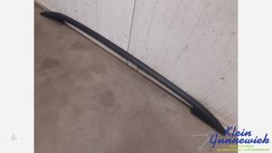 Gebruikte Dakrail links Skoda Kamiq Prijs € 60,00 Margeregeling aangeboden door Klein Gunnewiek Autodemontage & Motorentechniek