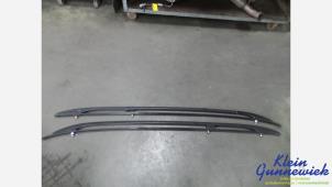 Gebruikte Roofrail links BMW X3 Prijs € 85,00 Margeregeling aangeboden door Klein Gunnewiek Autodemontage & Motorentechniek