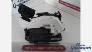 Gebruikte Deurslot Mechaniek 4Deurs rechts-voor Volkswagen E-Golf Prijs € 25,00 Margeregeling aangeboden door Klein Gunnewiek Autodemontage & Motorentechniek