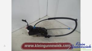 Gebruikte Deurslot Mechaniek 4Deurs rechts-voor Ford Grand C-Max Prijs € 36,00 Margeregeling aangeboden door Klein Gunnewiek Autodemontage & Motorentechniek