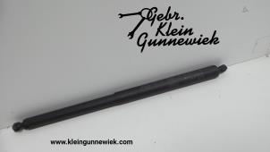 Gebruikte Kofferdekseldemper links-achter BMW X1 Prijs € 40,00 Margeregeling aangeboden door Gebr.Klein Gunnewiek Ho.BV