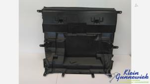 Gebruikte Luchtgeleider Audi E-Tron Prijs € 35,00 Margeregeling aangeboden door Klein Gunnewiek Autodemontage & Motorentechniek