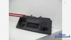 Gebruikte Handgreep Achterklep Audi A8 Prijs € 35,00 Margeregeling aangeboden door Klein Gunnewiek Autodemontage & Motorentechniek