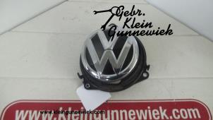 Gebruikte Handgreep Achterklep Volkswagen Passat Prijs € 65,00 Margeregeling aangeboden door Gebr.Klein Gunnewiek Ho.BV