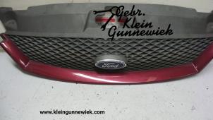 Gebruikte Grille Ford Mondeo Prijs € 30,00 Margeregeling aangeboden door Gebr.Klein Gunnewiek Ho.BV