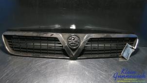 Gebruikte Grille Opel Vectra Prijs € 15,00 Margeregeling aangeboden door Klein Gunnewiek Autodemontage & Motorentechniek