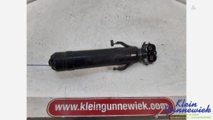 Gebruikte Koplamp Sproeier Volkswagen Passat Prijs € 20,00 Margeregeling aangeboden door Klein Gunnewiek Autodemontage & Motorentechniek