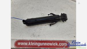 Gebruikte Koplamp Sproeier Volkswagen Passat Prijs € 20,00 Margeregeling aangeboden door Klein Gunnewiek Autodemontage & Motorentechniek