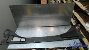 Gebruikte Paravent Ford Focus Prijs € 25,00 Margeregeling aangeboden door Klein Gunnewiek Autodemontage & Motorentechniek