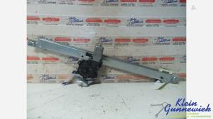 Gebruikte Motor electrisch raam Renault Trafic Prijs € 75,00 Margeregeling aangeboden door Klein Gunnewiek Autodemontage & Motorentechniek