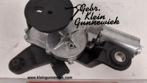 Gebruikte Ruitenwissermotor achter BMW 3-Serie Prijs € 85,00 Margeregeling aangeboden door Gebr.Klein Gunnewiek Ho.BV