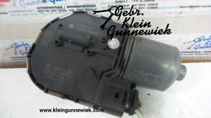Gebruikte Ruitenwissermotor voor Volkswagen Touran Prijs € 40,00 Margeregeling aangeboden door Gebr.Klein Gunnewiek Ho.BV