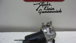 Gebruikte Ruitenwissermotor voor Opel Tigra Prijs € 35,00 Margeregeling aangeboden door Gebr.Klein Gunnewiek Ho.BV