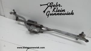 Gebruikte Ruitenwissermotor voor Volkswagen Transporter Prijs € 65,00 Margeregeling aangeboden door Gebr.Klein Gunnewiek Ho.BV