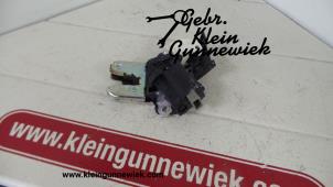 Gebruikte Achterklep Slotmechaniek Volkswagen Passat Prijs € 30,00 Margeregeling aangeboden door Gebr.Klein Gunnewiek Ho.BV