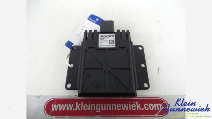 Gebruikte Side assist sensor Volvo V40 Prijs € 150,00 Margeregeling aangeboden door Klein Gunnewiek Autodemontage & Motorentechniek
