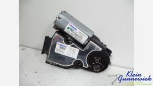 Gebruikte Schuifdak Motor Volkswagen Phaeton Prijs € 95,00 Margeregeling aangeboden door Klein Gunnewiek Autodemontage & Motorentechniek