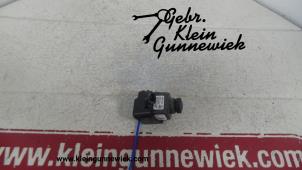 Gebruikte Spiegel camera links Volkswagen Passat Prijs € 75,00 Margeregeling aangeboden door Gebr.Klein Gunnewiek Ho.BV