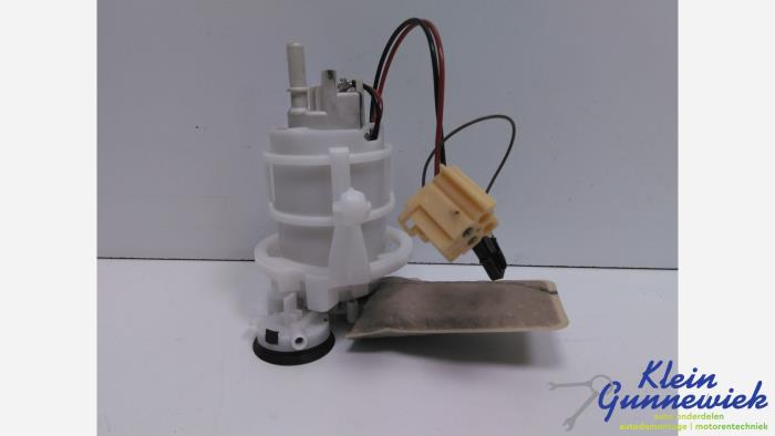 Gebruikte Tank element Pomp BMW 7-Serie Prijs € 54,00 Margeregeling aangeboden door Klein Gunnewiek Autodemontage & Motorentechniek