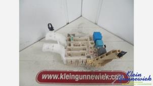 Gebruikte Zekeringkast Toyota Yaris Prijs € 50,00 Margeregeling aangeboden door Klein Gunnewiek Autodemontage & Motorentechniek