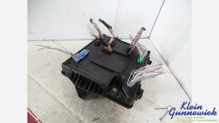 Gebruikte Module Bodycontrol Renault Megane Prijs € 59,00 Margeregeling aangeboden door Klein Gunnewiek Autodemontage & Motorentechniek