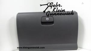 Gebruikte Dashboardkastje Volkswagen Amarok Prijs € 45,00 Margeregeling aangeboden door Gebr.Klein Gunnewiek Ho.BV