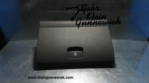 Gebruikte Dashboardkastje Volkswagen Amarok Prijs € 45,00 Margeregeling aangeboden door Gebr.Klein Gunnewiek Ho.BV
