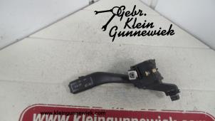 Gebruikte Pinker Schakelaar Volkswagen Touran Prijs € 20,00 Margeregeling aangeboden door Gebr.Klein Gunnewiek Ho.BV