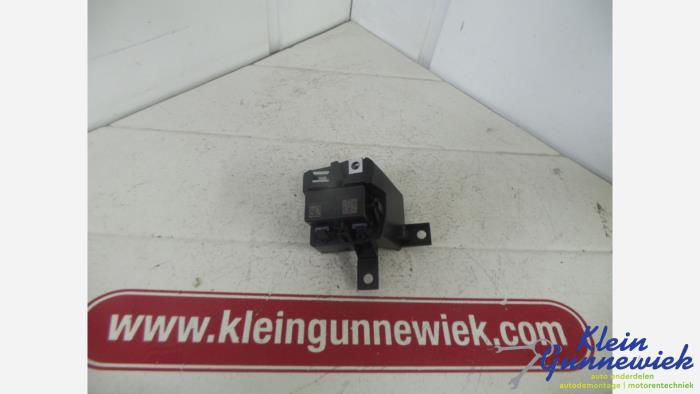Gebruikte Computer Diversen Audi A8 Prijs € 20,00 Margeregeling aangeboden door Klein Gunnewiek Autodemontage & Motorentechniek