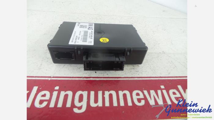 Gebruikte Computer Diversen Audi A8 Prijs € 25,00 Margeregeling aangeboden door Klein Gunnewiek Autodemontage & Motorentechniek