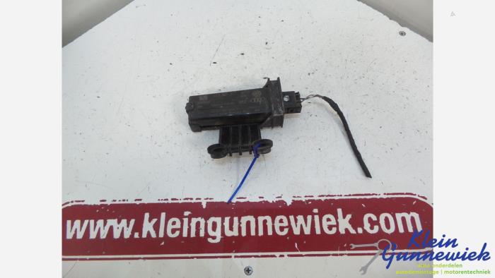 Gebruikte Computer Diversen Audi A8 Prijs € 17,00 Margeregeling aangeboden door Klein Gunnewiek Autodemontage & Motorentechniek