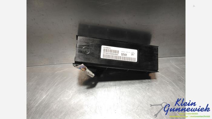 Gebruikte Computer Diversen Opel Insignia Prijs € 25,00 Margeregeling aangeboden door Klein Gunnewiek Autodemontage & Motorentechniek