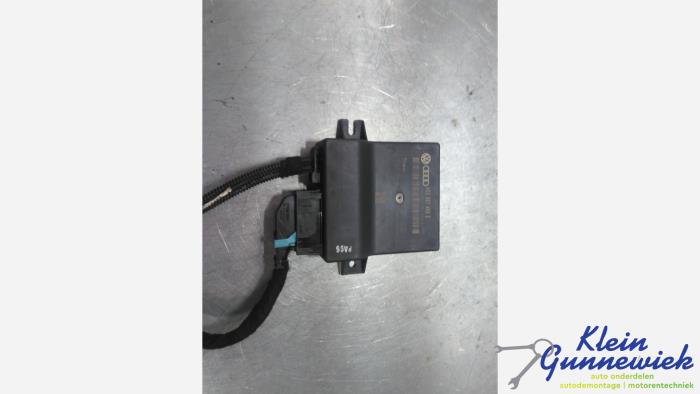 Gebruikte Computer Diversen Audi A8 Prijs € 15,00 Margeregeling aangeboden door Klein Gunnewiek Autodemontage & Motorentechniek