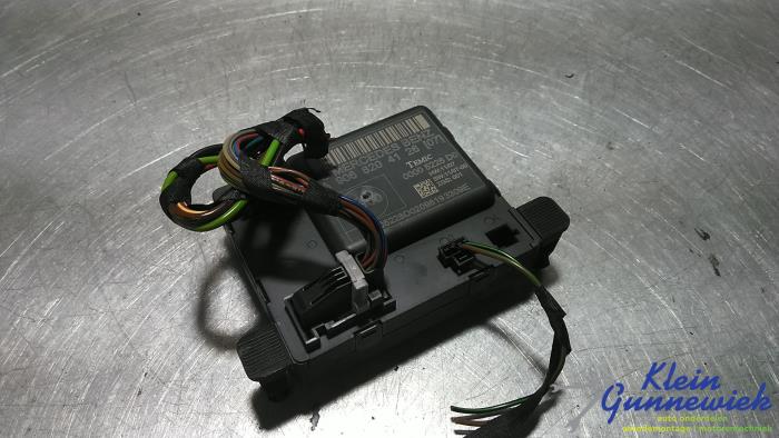 Gebruikte Computer Diversen Volkswagen Crafter Prijs € 18,00 Margeregeling aangeboden door Klein Gunnewiek Autodemontage & Motorentechniek