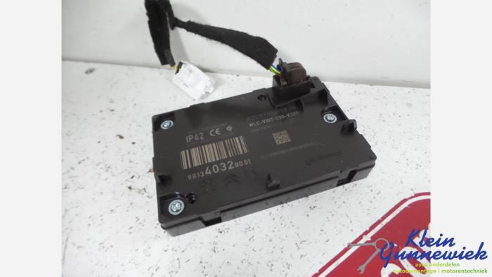Gebruikte Computer Diversen Peugeot 5008 Prijs € 35,00 Margeregeling aangeboden door Klein Gunnewiek Autodemontage & Motorentechniek