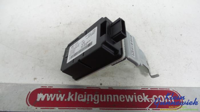 Gebruikte Computer Diversen Kia Carens Prijs € 20,00 Margeregeling aangeboden door Klein Gunnewiek Autodemontage & Motorentechniek