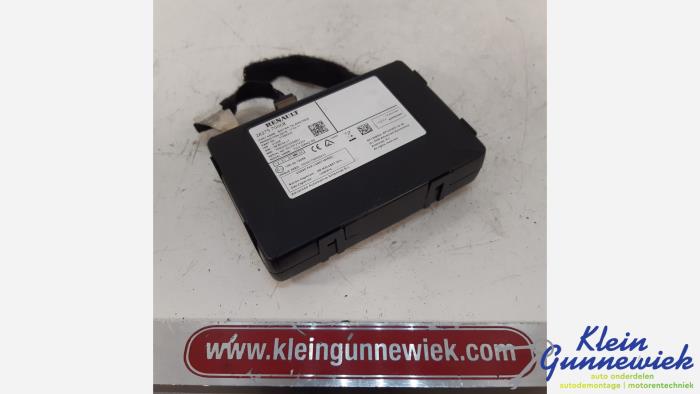 Gebruikte Computer Diversen Renault Captur Prijs € 28,00 Margeregeling aangeboden door Klein Gunnewiek Autodemontage & Motorentechniek