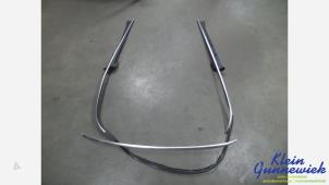 Gebruikte Carrosserielijst Volkswagen Golf Prijs € 25,00 Margeregeling aangeboden door Klein Gunnewiek Autodemontage & Motorentechniek