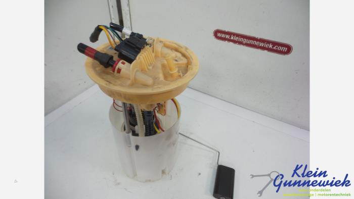 Gebruikte Tank element Pomp Ford Focus Prijs € 73,00 Margeregeling aangeboden door Klein Gunnewiek Autodemontage & Motorentechniek
