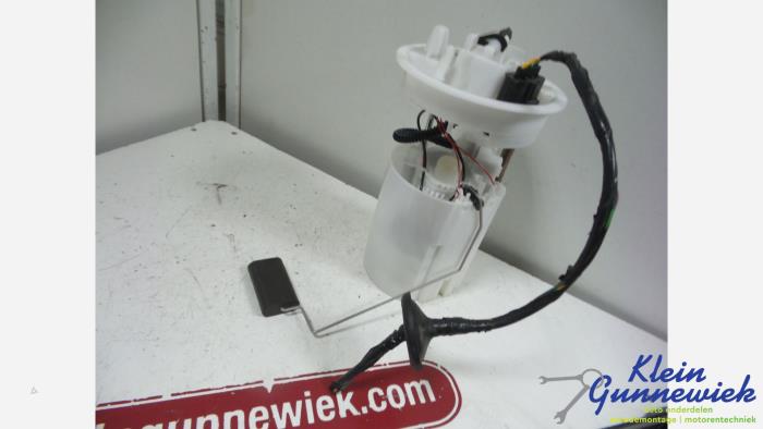 Gebruikte Tank element Pomp Ford Focus Prijs € 33,00 Margeregeling aangeboden door Klein Gunnewiek Autodemontage & Motorentechniek