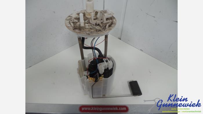 Brandstofpomp Elektrisch van een Opel Insignia 2015