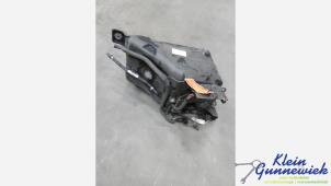 Gebruikte Adblue tank Jaguar F-Pace Prijs € 80,00 Margeregeling aangeboden door Klein Gunnewiek Autodemontage & Motorentechniek