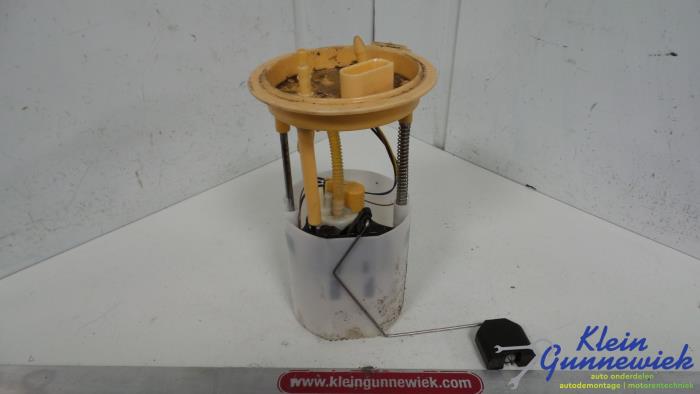 Gebruikte Tank element Pomp Volkswagen Passat Prijs € 54,00 Margeregeling aangeboden door Klein Gunnewiek Autodemontage & Motorentechniek