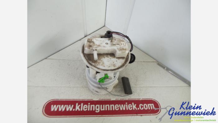 Gebruikte Tank element Pomp Dacia Sandero Prijs € 17,00 Margeregeling aangeboden door Klein Gunnewiek Autodemontage & Motorentechniek